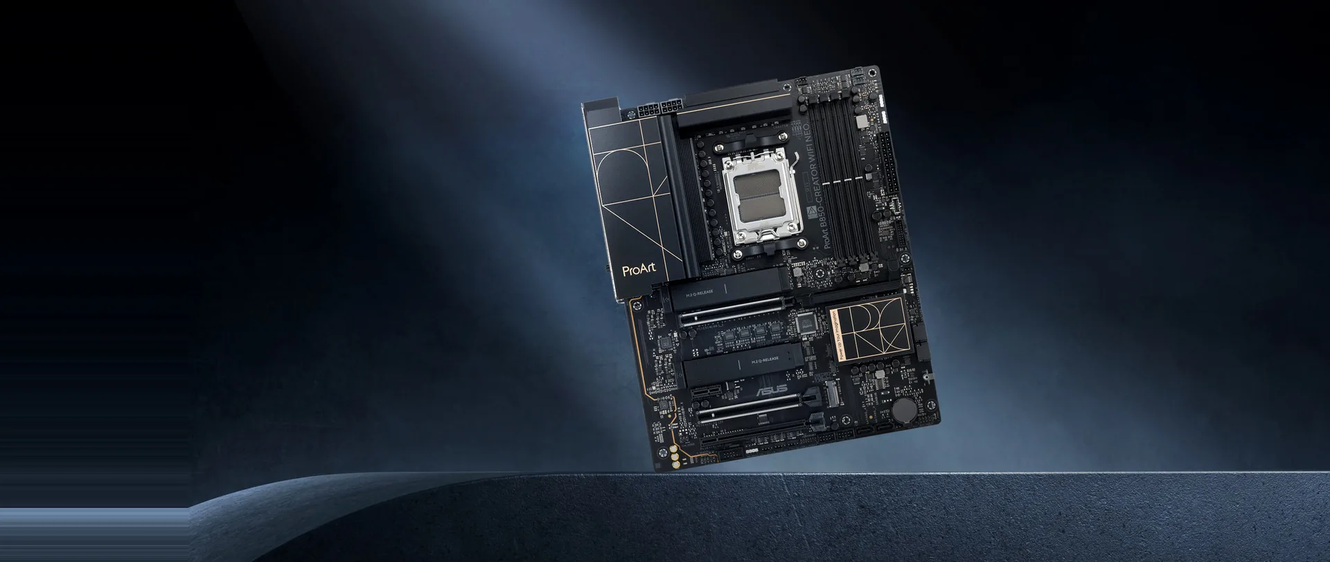 Motherboard ASUS ProArt B850-Creator WiFi NEO negra con detalles dorados sobre fondo oscuro