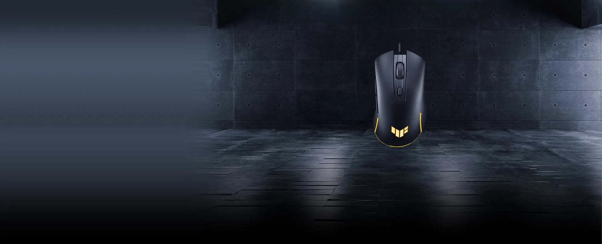 Mouse gamer ASUS TUF Gaming M3 Gen II negro con el logo TUF iluminado en amarillo