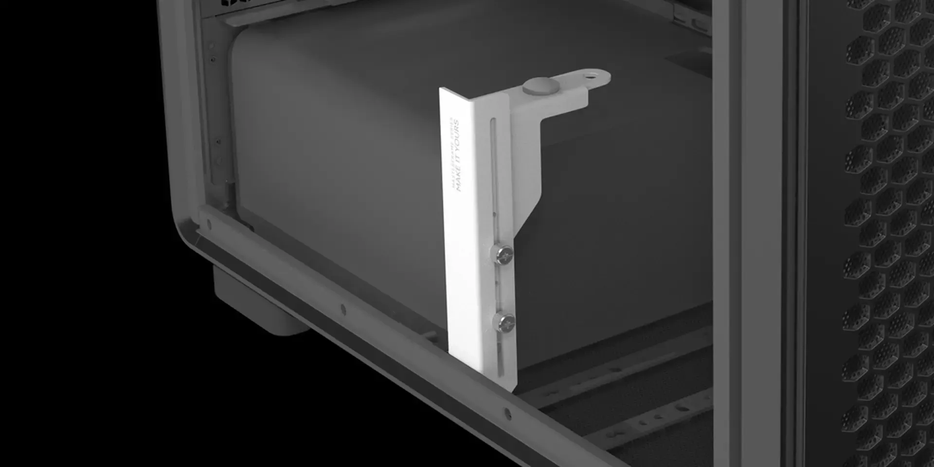 Soporte para placa de video incluido