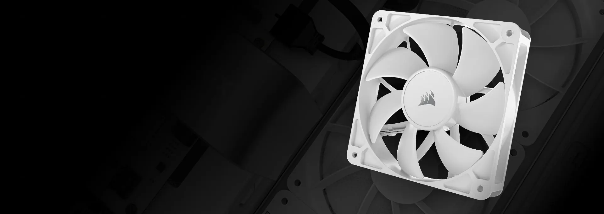 Cuatro ventiladores RS120 PWM incluidos