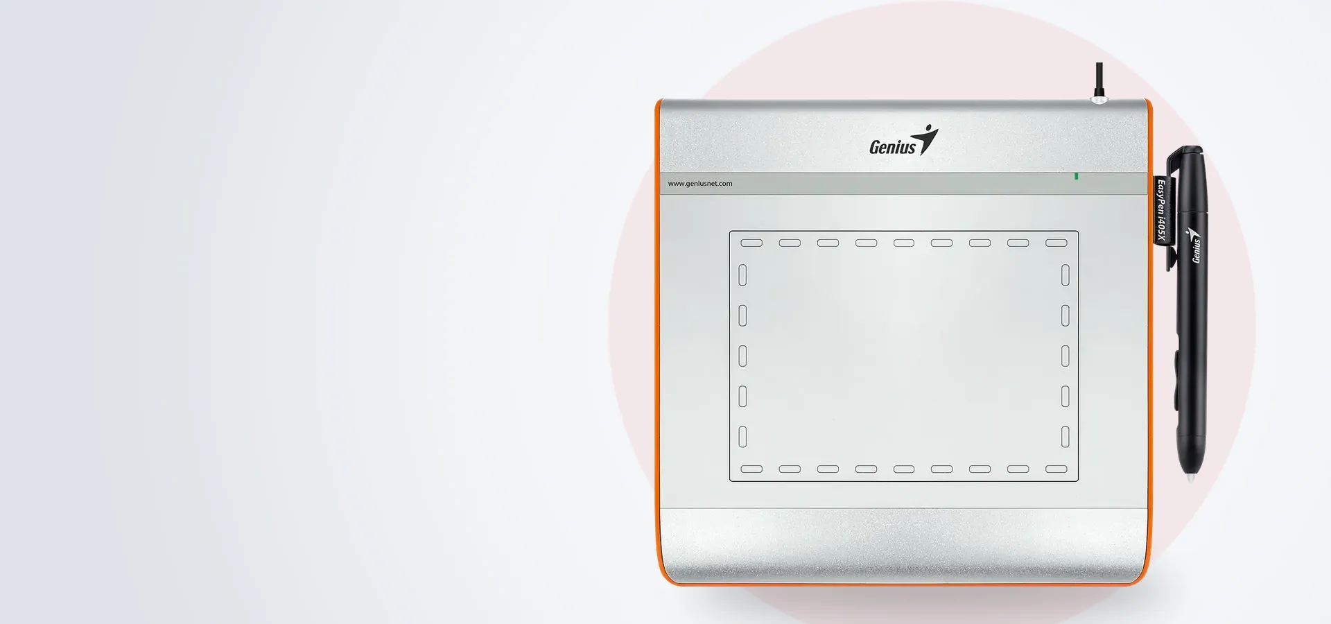 Tableta gráfica Genius EasyPen i405X con su lápiz inalámbrico