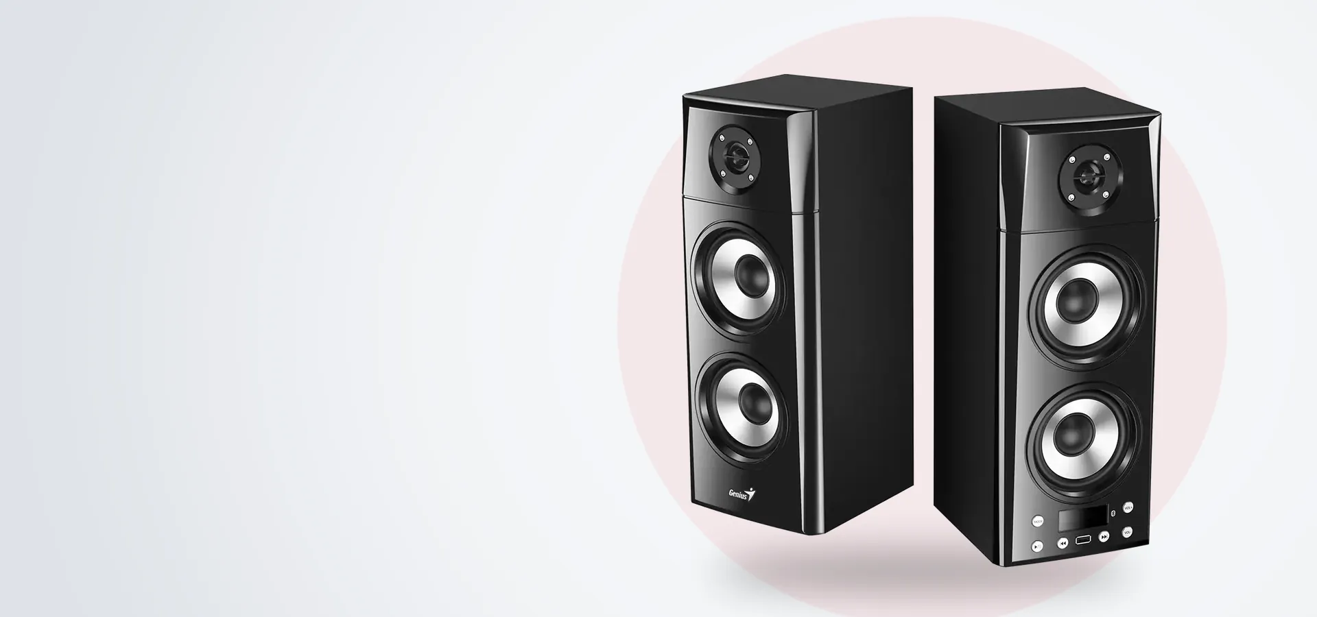 Parlantes Genius SP-HF2800BT con Bluetooth, vistos de frente y en ángulo