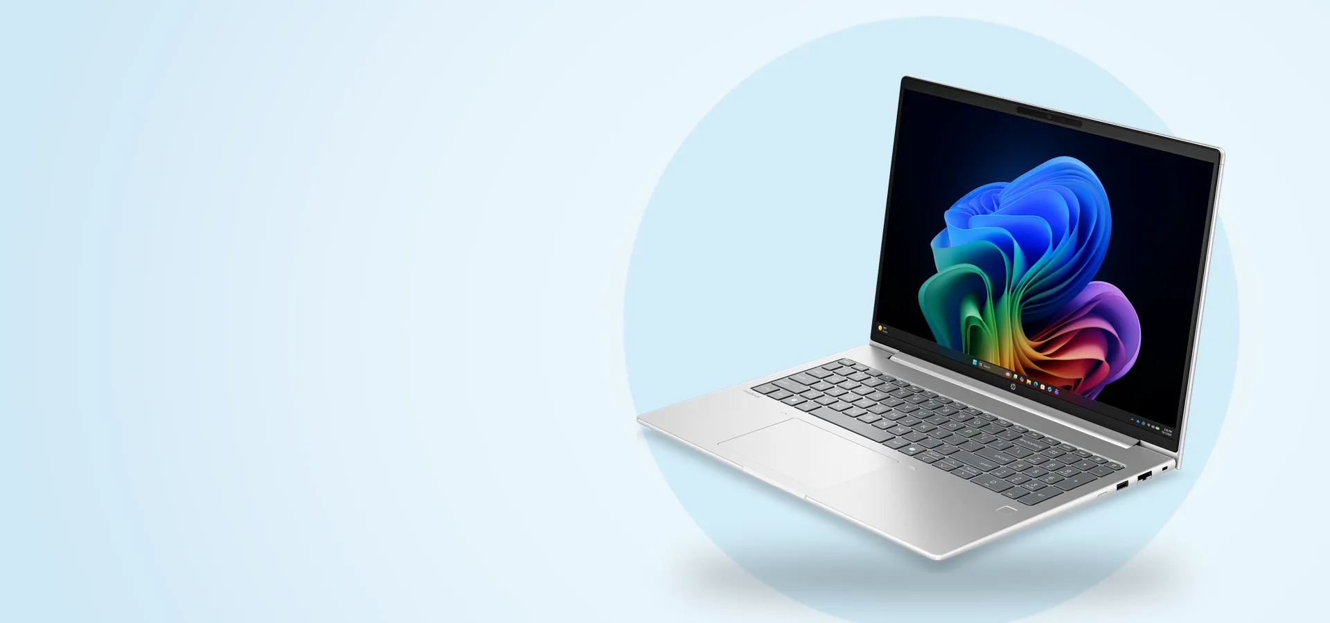 Notebook HP ProBook 4 G2i de 16 pulgadas abierta, vista en perspectiva