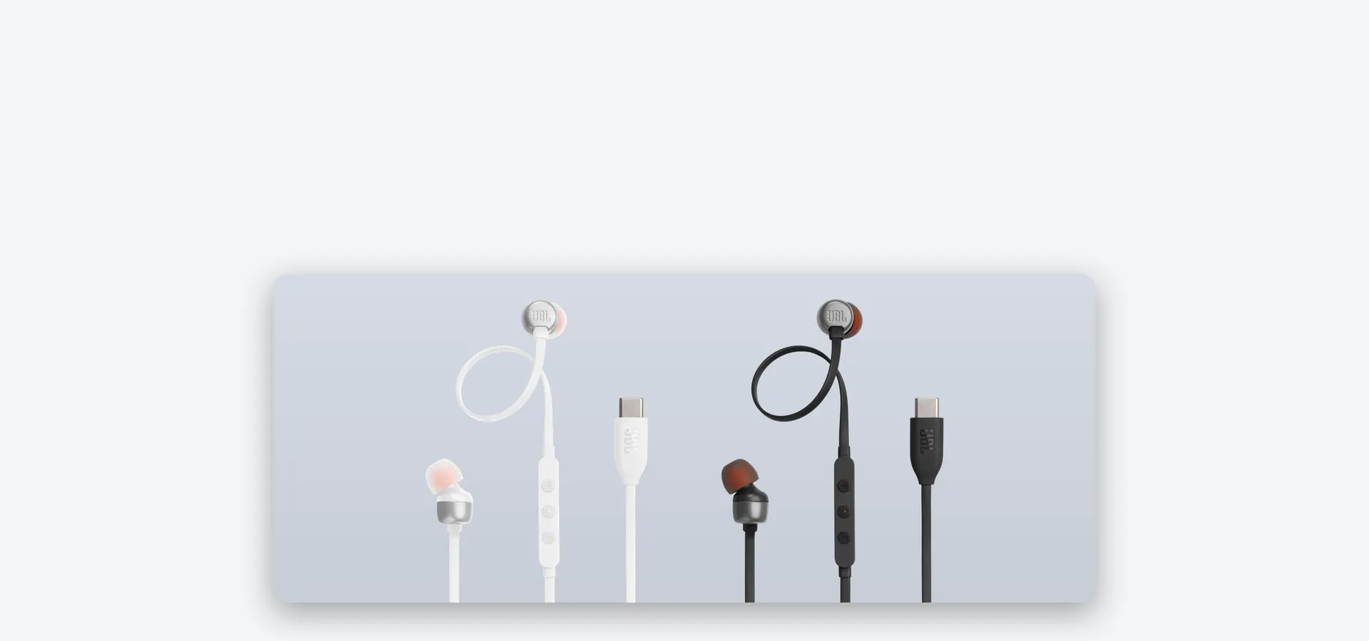 Auriculares intraurales con cable USB-C JBL Tune 310C en blanco y negro