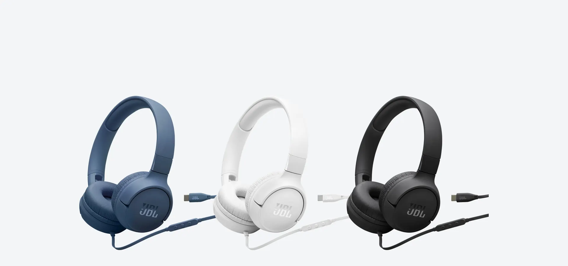 Auriculares on-ear con cable USB-C JBL Tune 520C en azul, blanco y negro