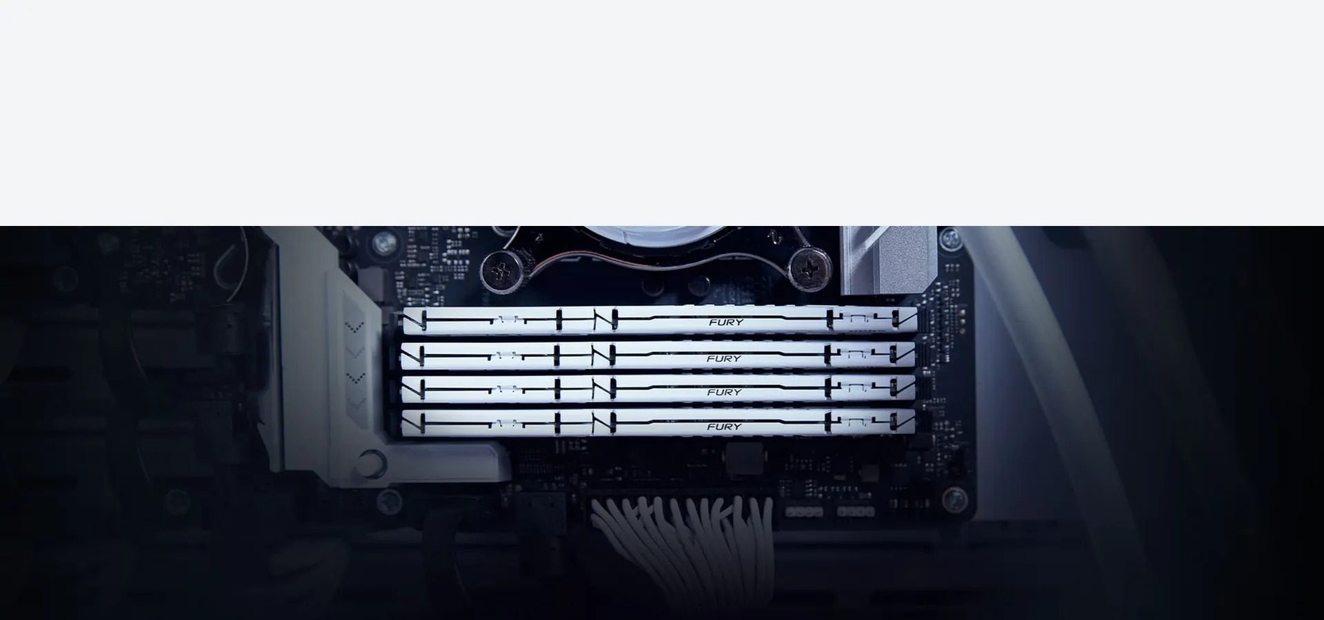 Memoria RAM Kingston FURY Beast DDR5 de 16 GB a 5600 MT/s, color blanco