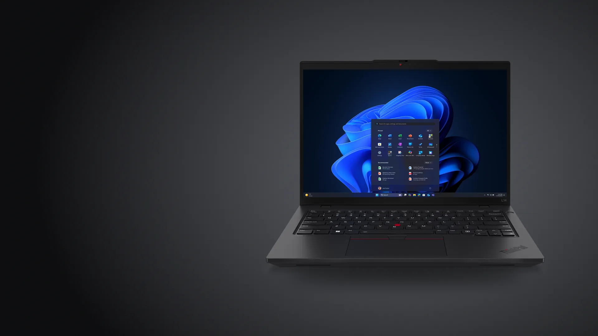 Notebook Lenovo ThinkPad L14 Gen 6 negra, abierta, sobre fondo grafito