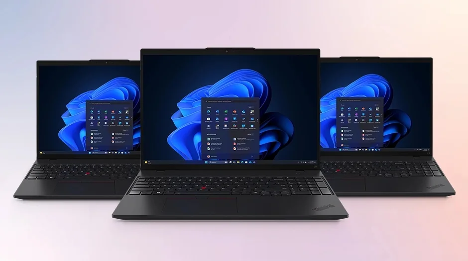 Tres notebooks ThinkPad L16 Gen 2 abiertas