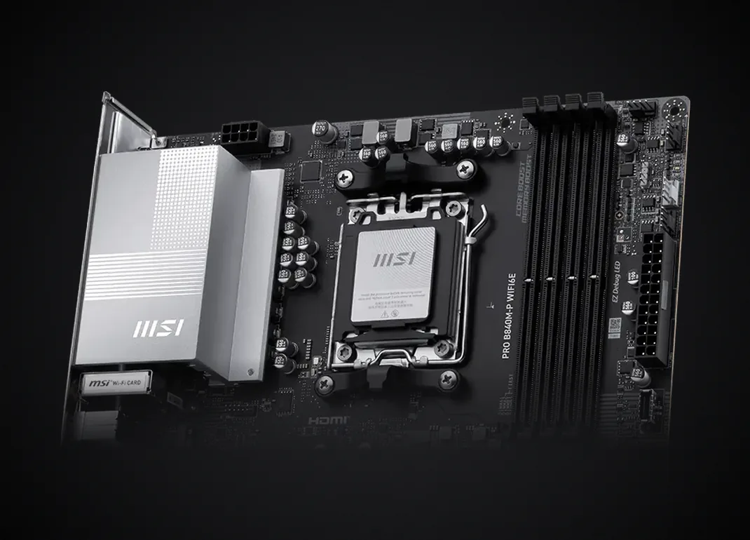 Disipadores plateados de los VRM y socket AM5 de la MSI PRO B840M-P WIFI6E