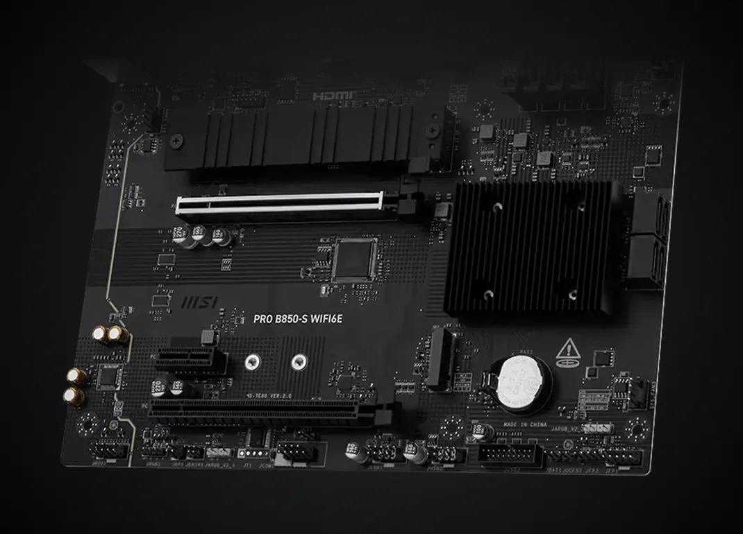 Ranuras M.2 y PCIe de la MSI PRO B850-S WIFI6E