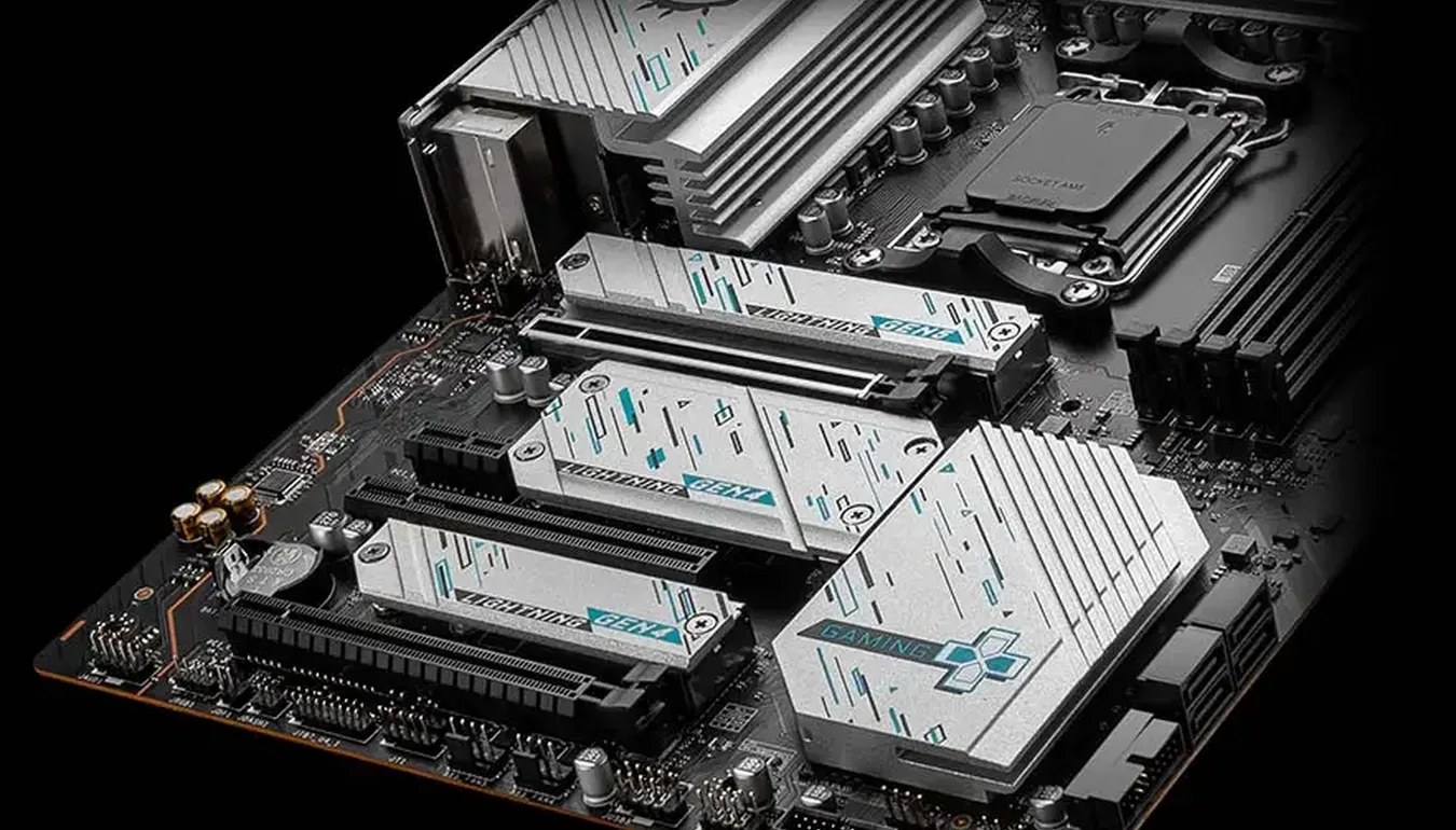 Disipadores M.2 Shield Frozr de la MSI X670E GAMING PLUS WIFI