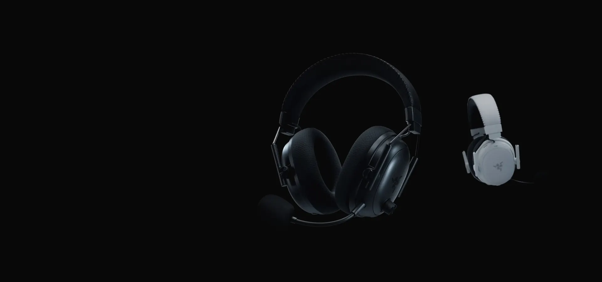 Auriculares inalámbricos Razer BlackShark V3 Pro en negro y en blanco