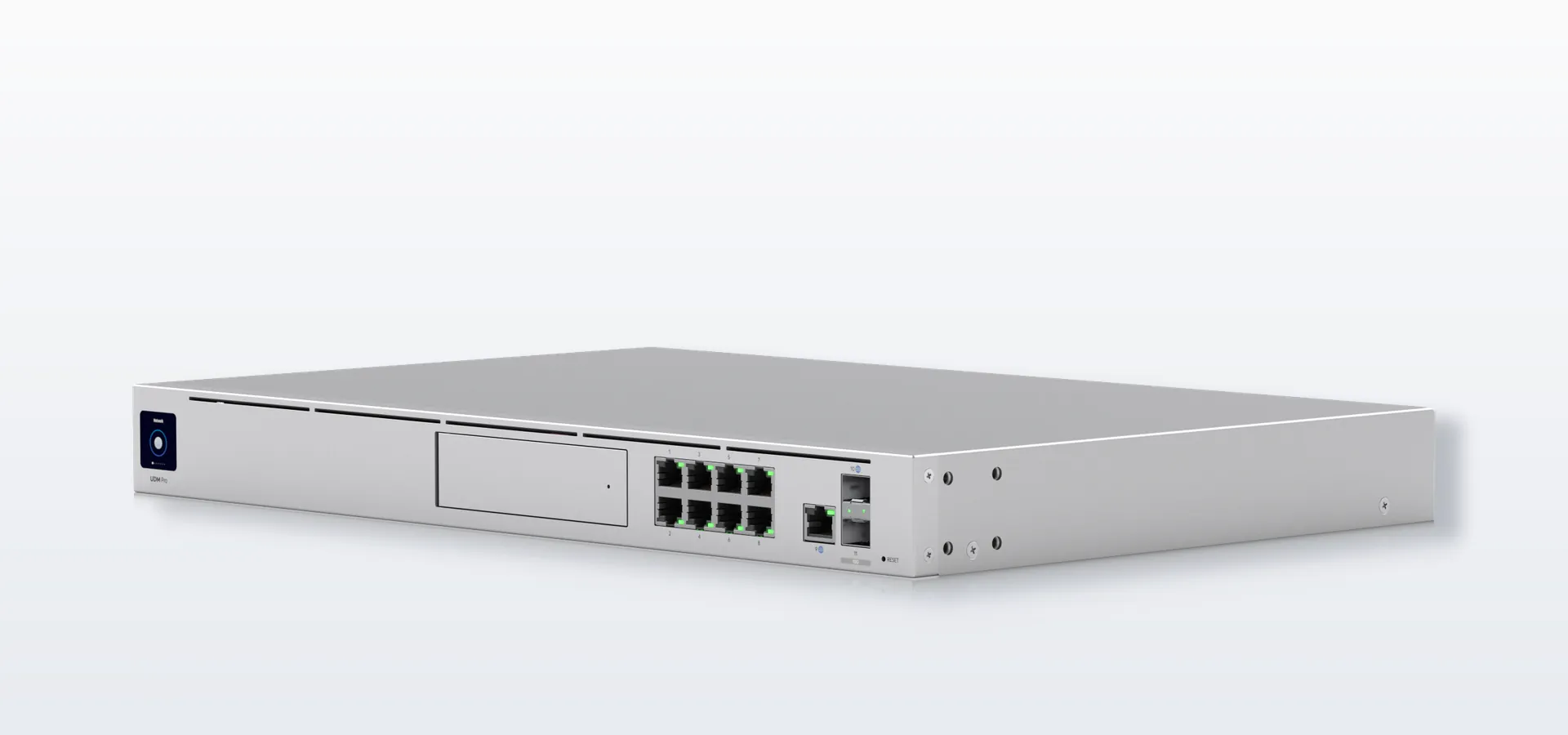 Toda la suite UniFi en un equipo