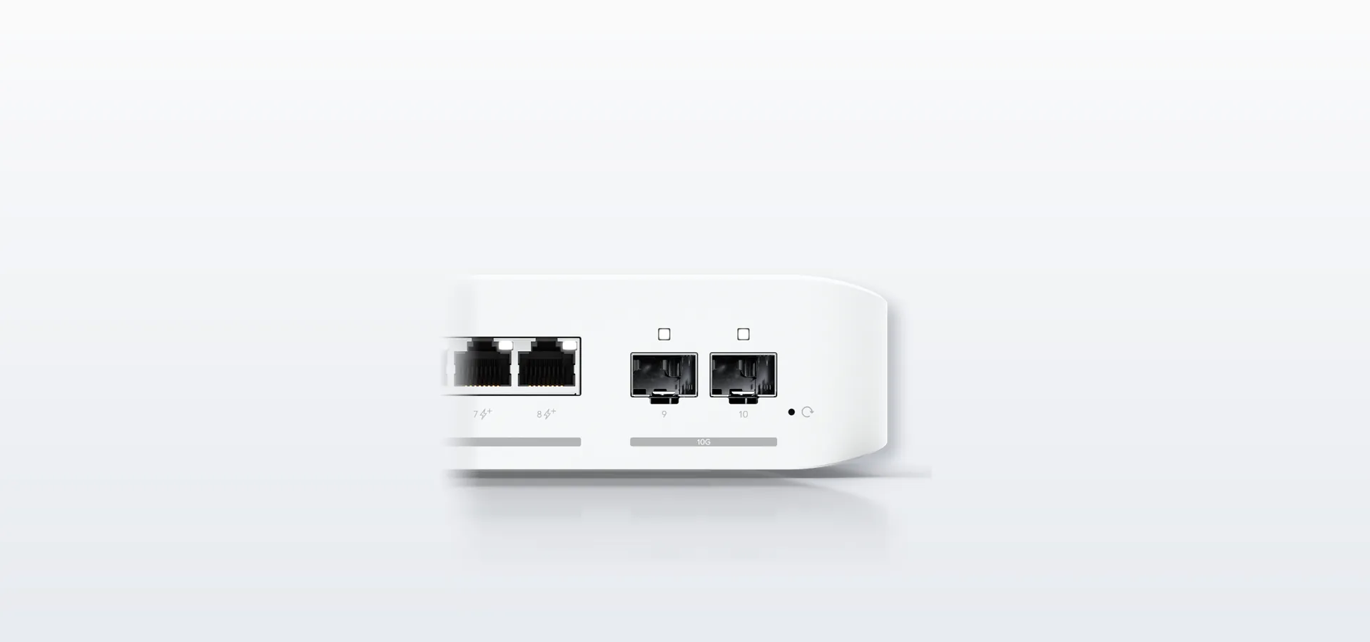 2 puertos SFP+ de 10G