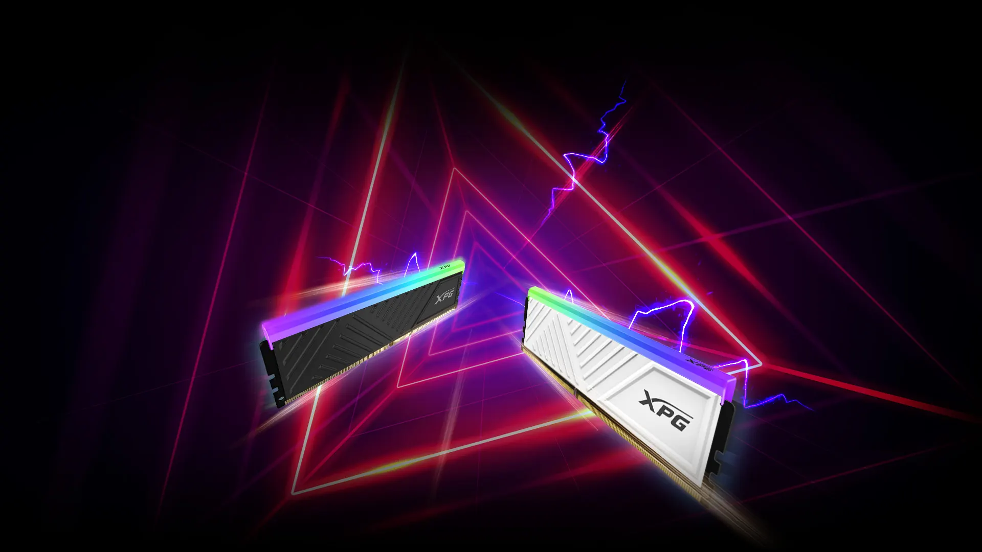 Módulos de memoria XPG Spectrix D35G RGB, uno negro y otro blanco, entre rayos de luz roja y violeta