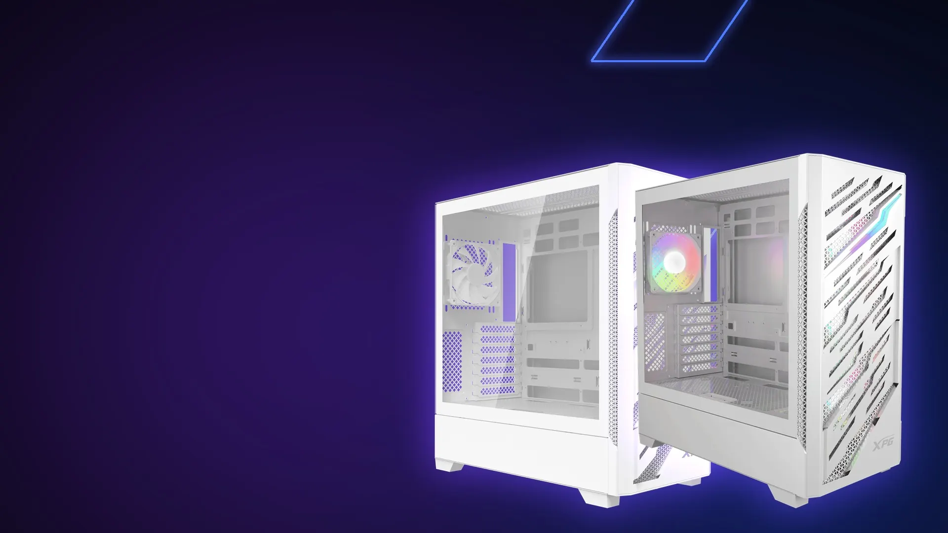 Gabinete XPG Starker Air BTF blanco con iluminación ARGB sobre fondo de neones